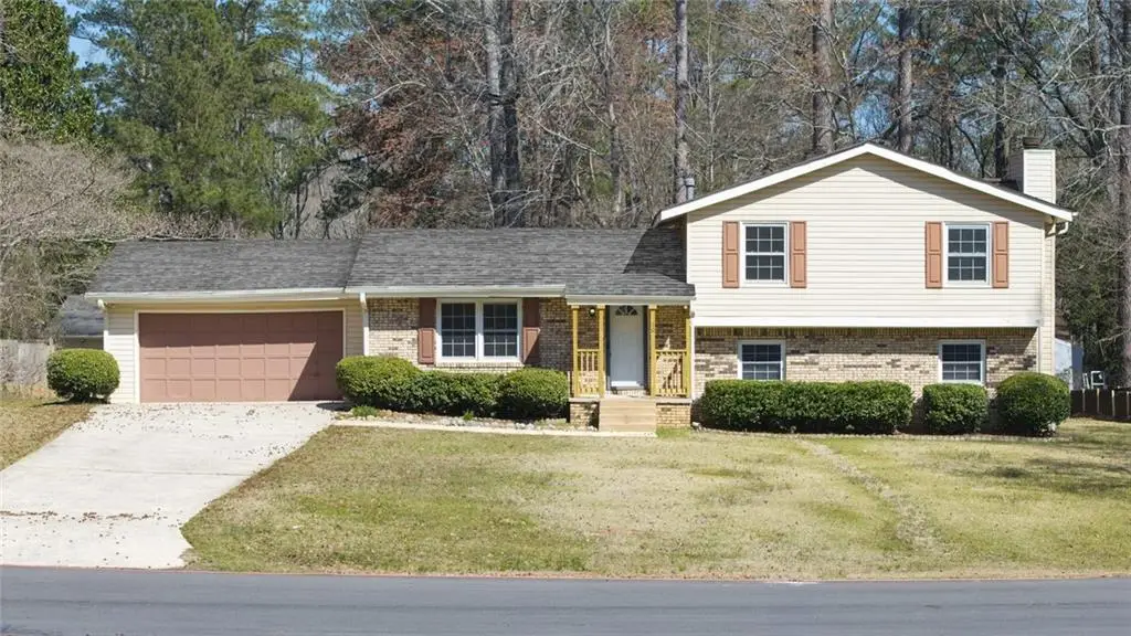 10 Buckthorne Drive, Newnan, GA 30265 - Image #1