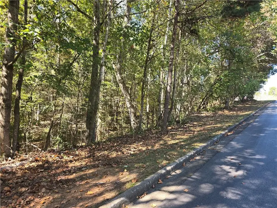 4215 Sandstone Shores Drive, Lithonia, GA 30038 - #3