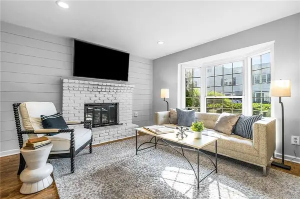 136 Peachtree Memorial Drive Nw #NC8, Atlanta, GA 30309