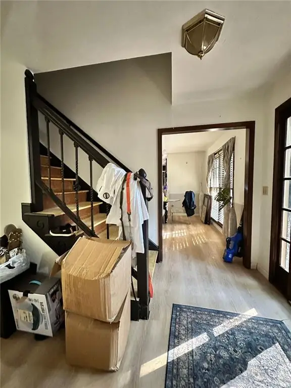 648 Bralorne Drive, Stone Mountain, GA 30087 - Image #3