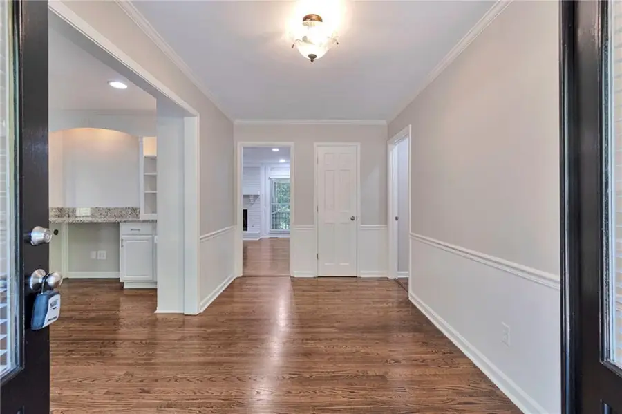 220 Wind Shadow Court, Roswell, GA 30075 - Image #3