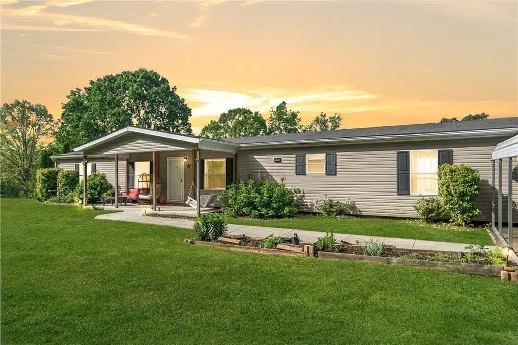 1575 Davis Road W, Fairmount, GA 30139 - Image #1