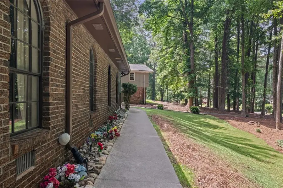 5632 Stillwater Court, Stone Mountain, GA 30087 - Image #2