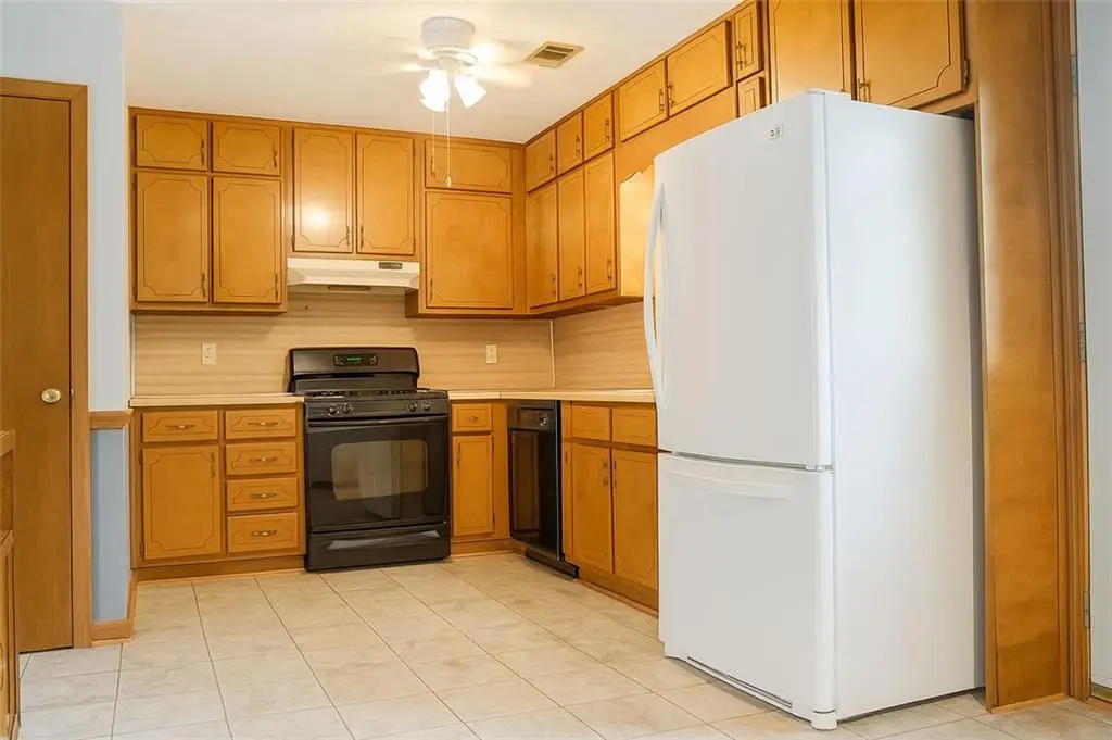 1598 Cherry Hill Lane Sw, Conyers, GA 30094 - Image #1