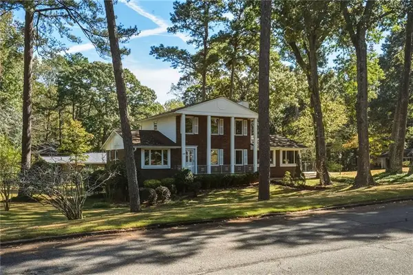 3045 Ranlo Drive, Atlanta, GA 30340