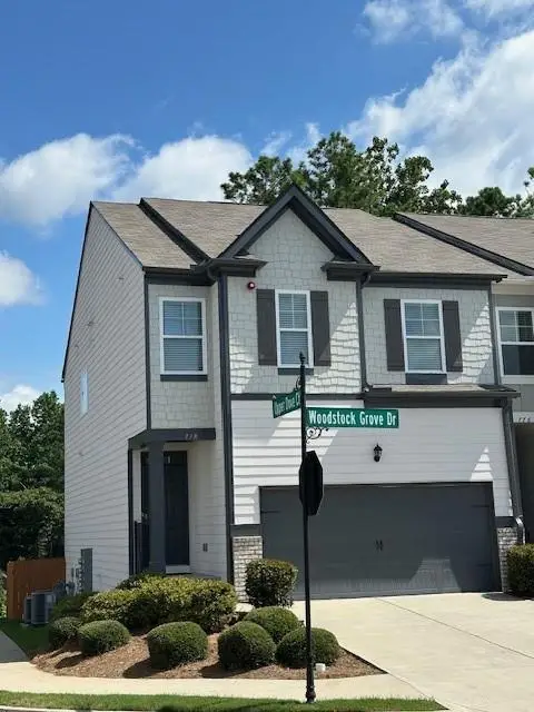 778 Woodstock Grove Drive, Woodstock, GA 30188 - Image #2