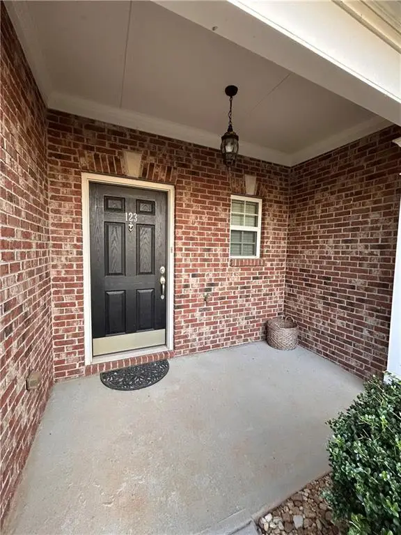 123 Stonebridge Crossing, Newnan, GA 30265 - Image #2