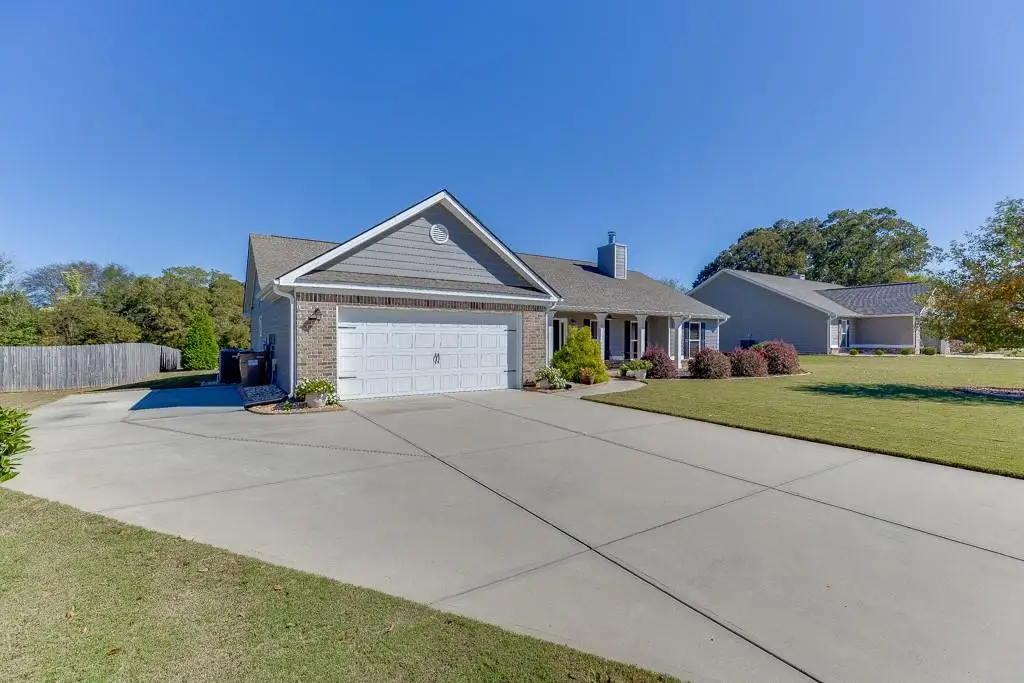 72 Mcmillian Court, Winder, GA 30680 - Image #1
