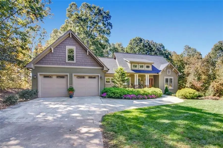 123 Grand Oaks Drive, Clarkesville, GA 30523 - Image #2