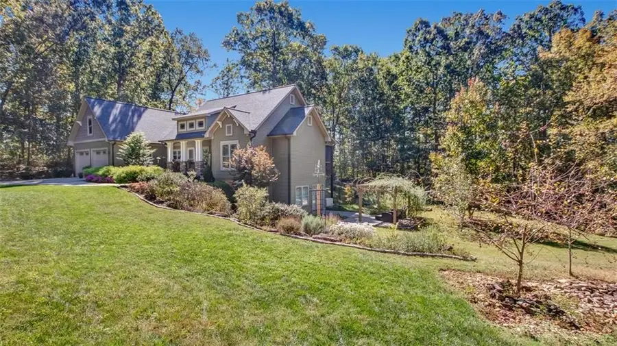 123 Grand Oaks Drive, Clarkesville, GA 30523 - Image #3