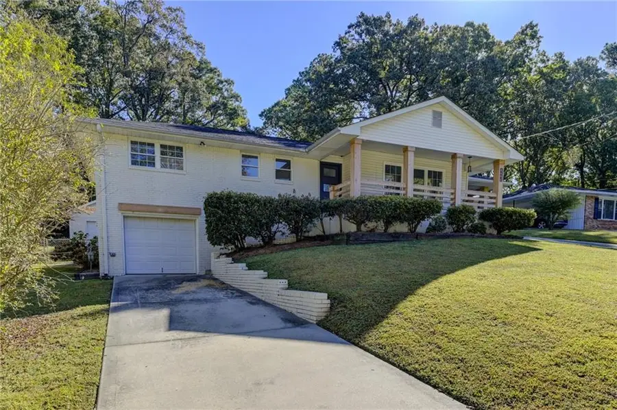 2325 Elmwood Circle Se, Atlanta, GA 30339 - Image #3