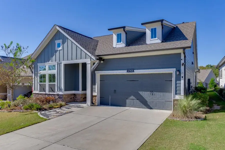 6968 River Rock Drive, Flowery Branch, GA 30542 - Image #2