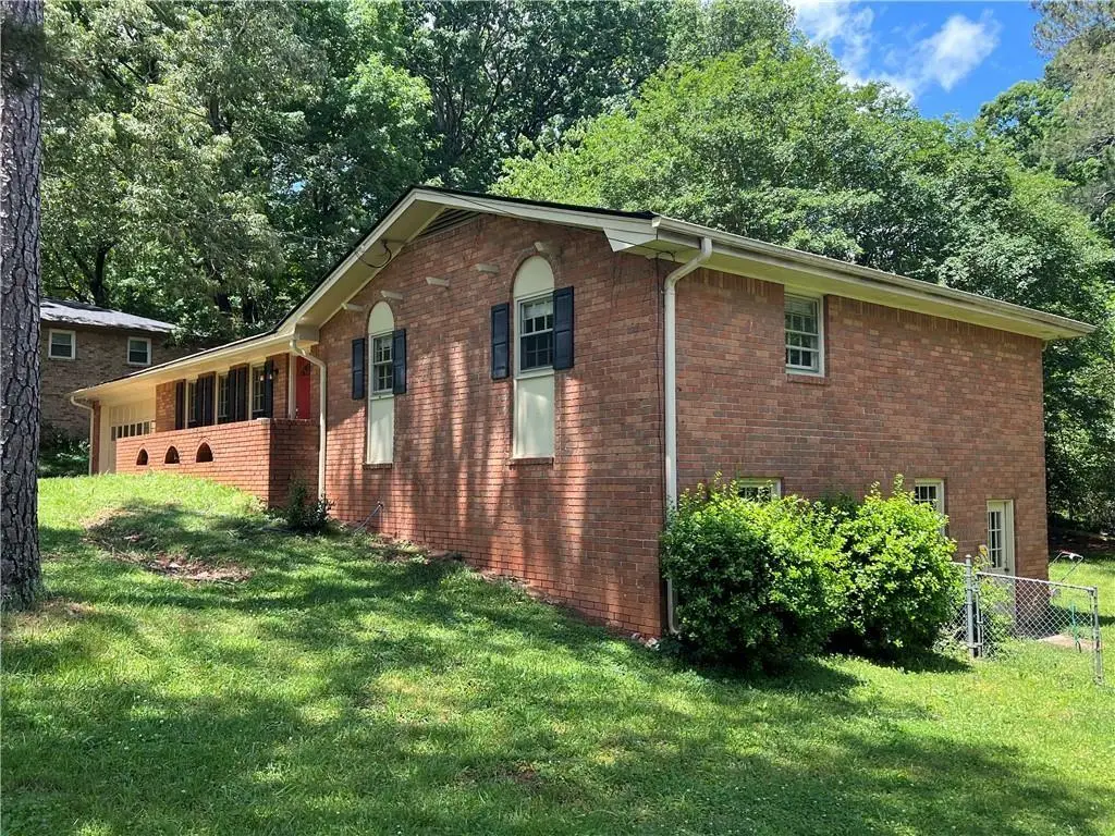 5607 Mountainbrooke Court, Stone Mountain, GA 30087 - Image #1