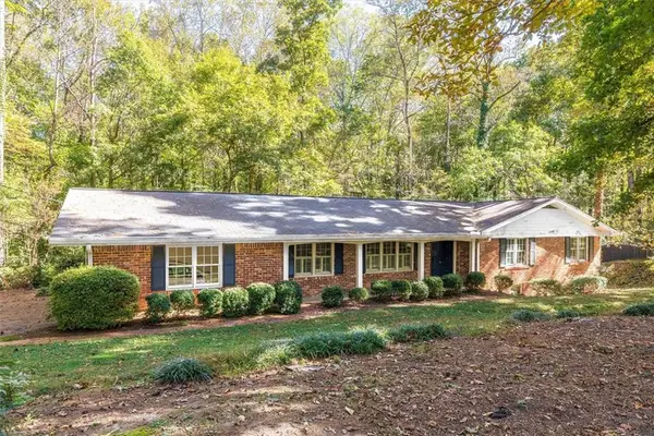 2350 Oxbow Circle, Smoke Rise, GA 30087