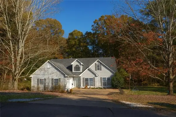 4121 Evian Way, Gainesville, GA 30507