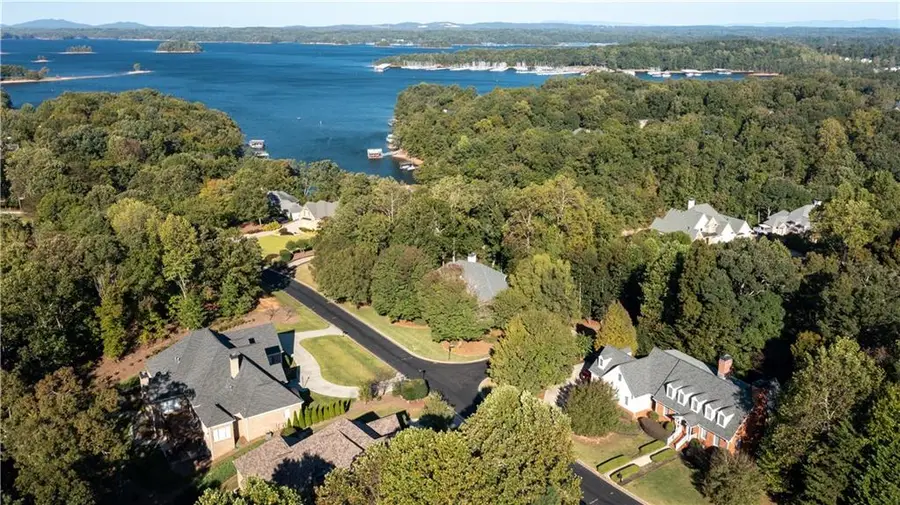 5580 Point West Drive, Oakwood, GA 30566 - #2