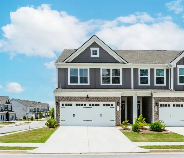 233 Salt Lake Lane, Hoschton, GA 30548