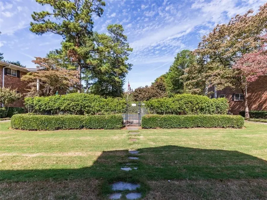 315 Hilderbrand Drive #C4, Atlanta, GA 30328 - Image #3