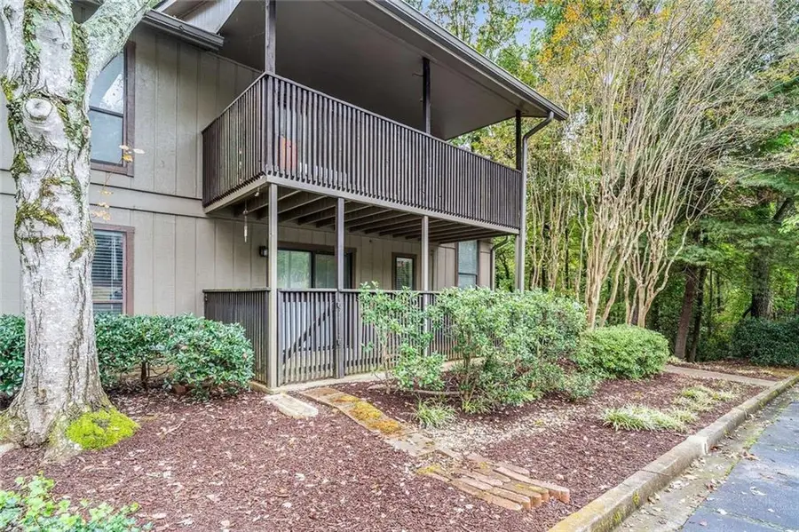 1307 Cumberland Court Se, Smyrna, GA 30080 - Image #3