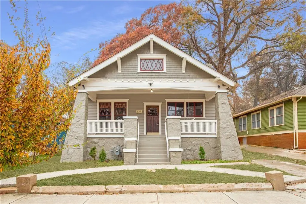 379 Mathewson Place Sw, Atlanta, GA 30310 - Image #1