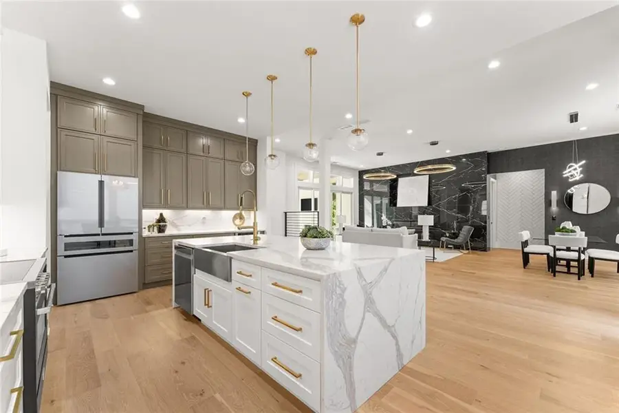 1646 Thomas Drive, Hoschton, GA 30548 - Image #3