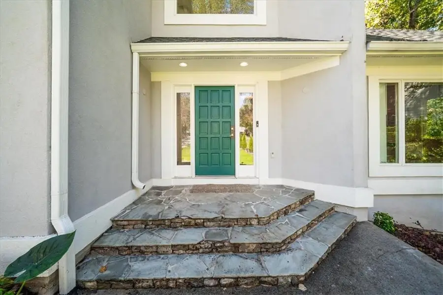 230 Skidaway Court, Johns Creek, GA 30022 - Image #3