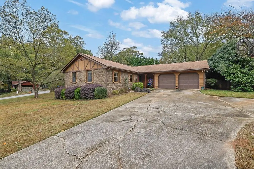 248 Kettlewood Drive Sw, Lilburn, GA 30047 - Image #1