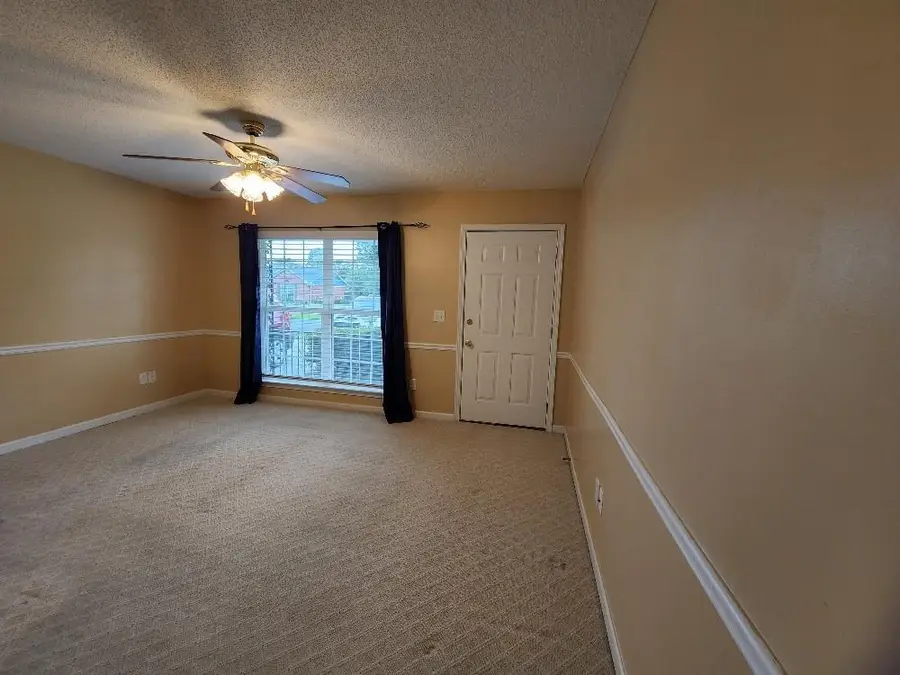 663 Elliott Drive Nw, Rome, GA 30165 - Image #2
