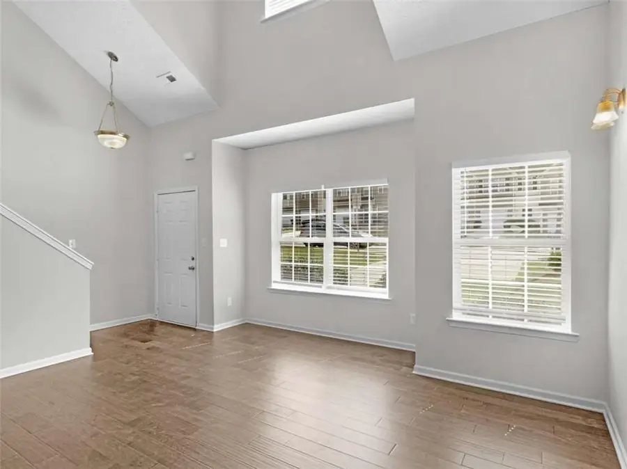 556 Maggie Lane, Jonesboro, GA 30238 - Image #2