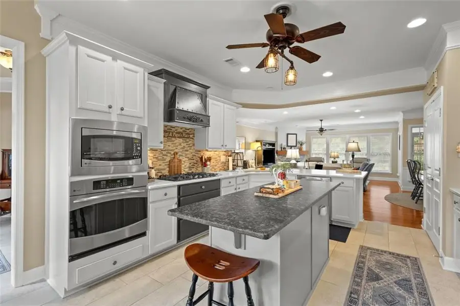 6707 Amherst Drive, Hoschton, GA 30548 - Image #3