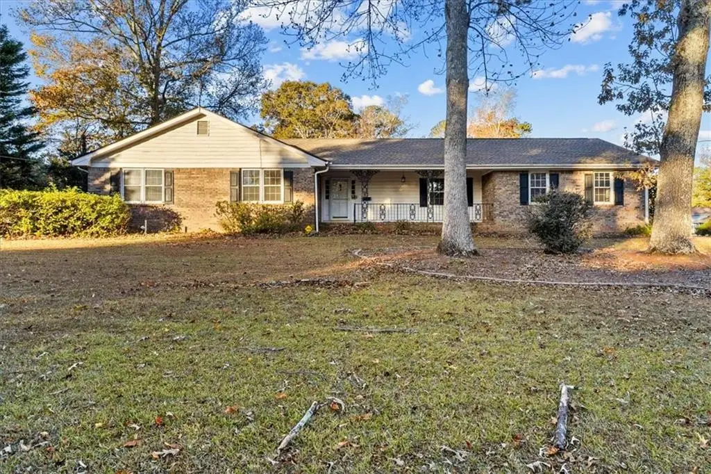 2075 Pinewood Drive, Covington, GA 30016 - Image #1