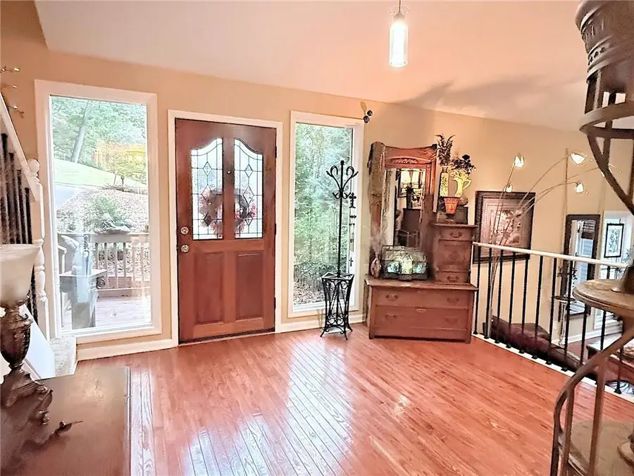 3865 Mabry Road Ne, Roswell, GA 30075 - Image #2