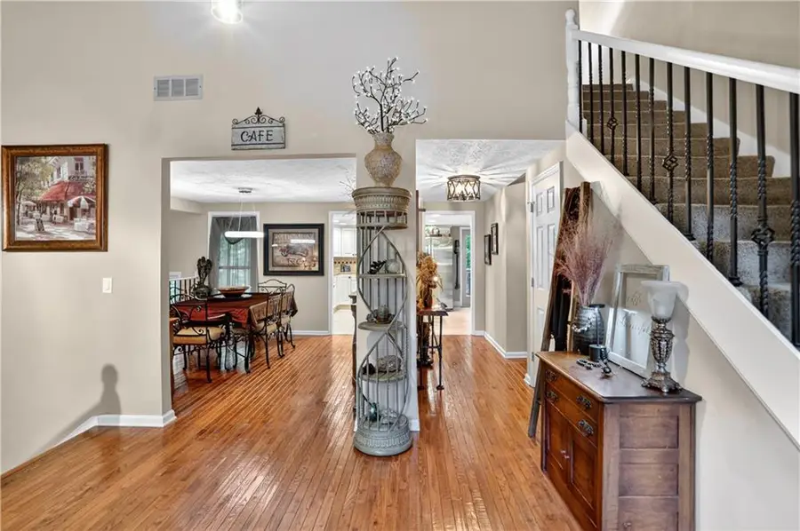 3865 Mabry Road Ne, Roswell, GA 30075 - Image #3