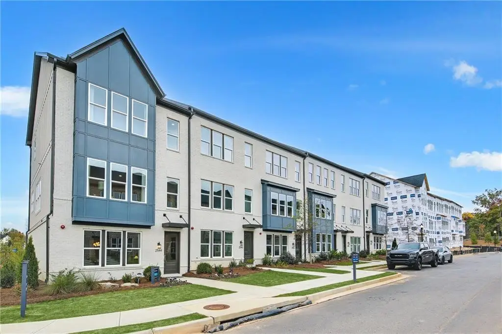 2633 Camphor Crossing Se #84, Smyrna, GA 30080 - Image #1