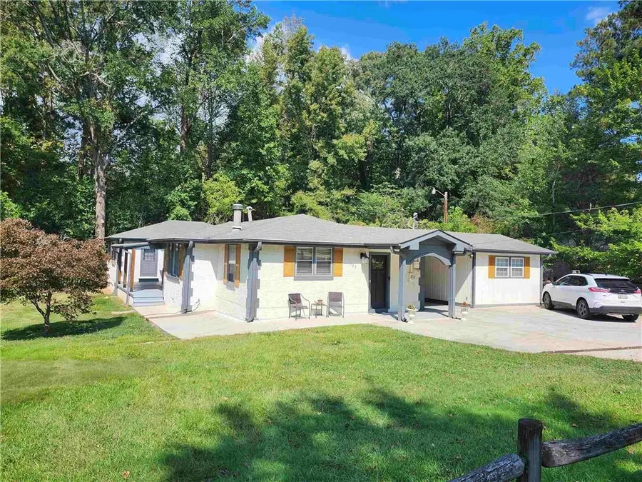 135 Carole Drive, Oxford, GA 30054 - Image #2