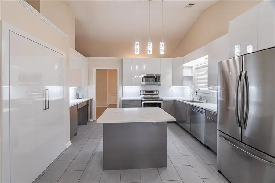 1296 Mandalay Court Sw, Lilburn, GA 30047 - Image #2