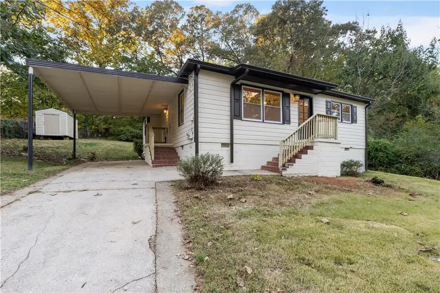 6048 Blackhawk Trail Se, Mableton, GA 30126 - Image #2