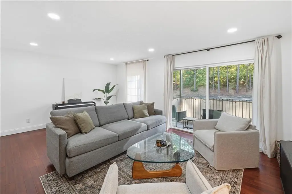 6851 Roswell Road #H29, Atlanta, GA 30328 - Image #1