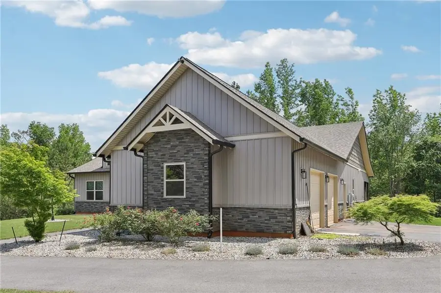 411 Johnson Road, Locust Grove, GA 30248 - Image #2