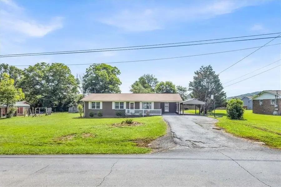 129 Green Meadow Lane, Calhoun, GA 30701 - Image #2