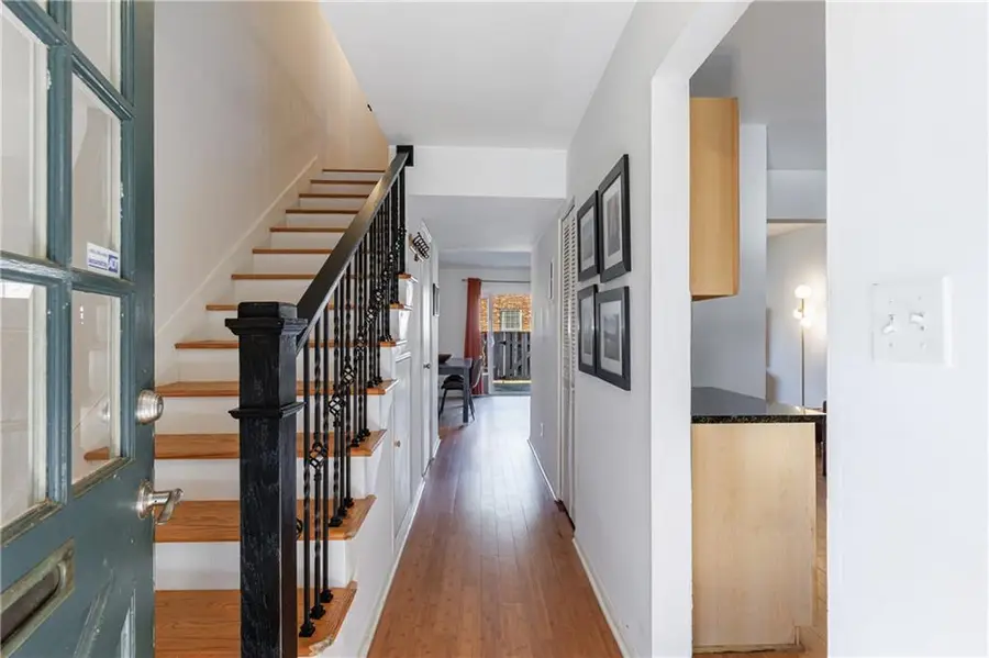 5678 Kingsport Drive, Atlanta, GA 30342 - Image #3