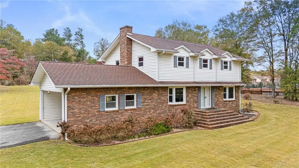 106 Mount Vernon Drive, Calhoun, GA 30701 - Image #1