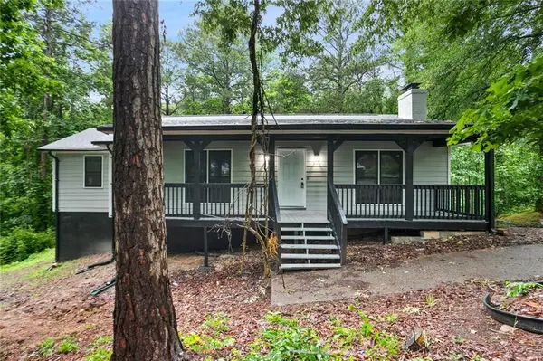 6032 Lakeshore Drive Se, Mableton, GA 30126