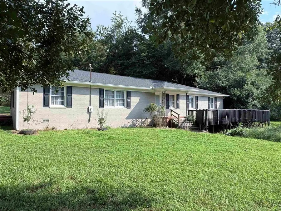 735 Bowersville Road, Carnesville, GA 30521 - Image #2