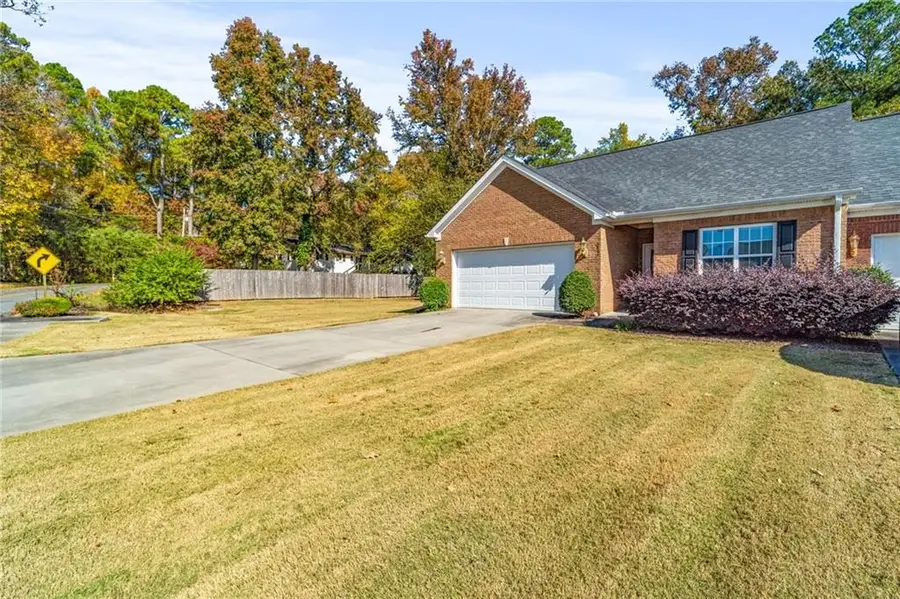 252 Blackwood Place Se, Calhoun, GA 30701 - Image #3