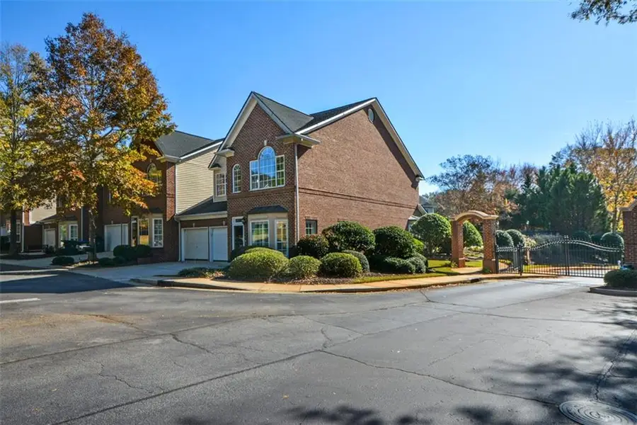1000 Sterling Court, Roswell, GA 30075 - Image #3