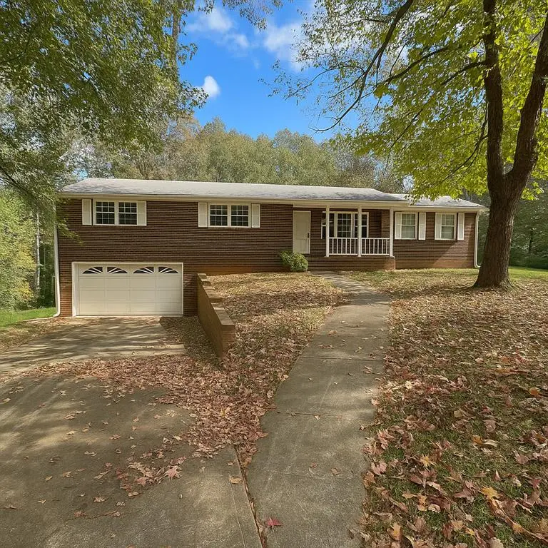3827 Sherwood Drive, Douglasville, GA 30135 - Image #1