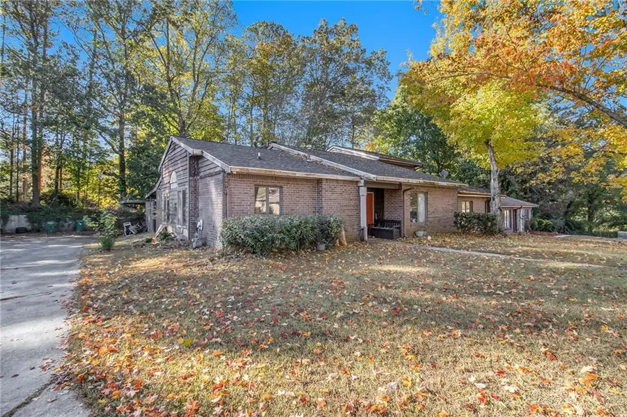 5529 Circlestone Lane, Stone Mountain, GA 30088 - Image #2