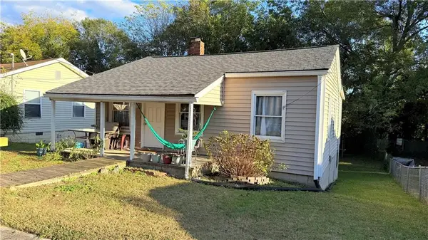 1074 Desota Street Se, Gainesville, GA 30501