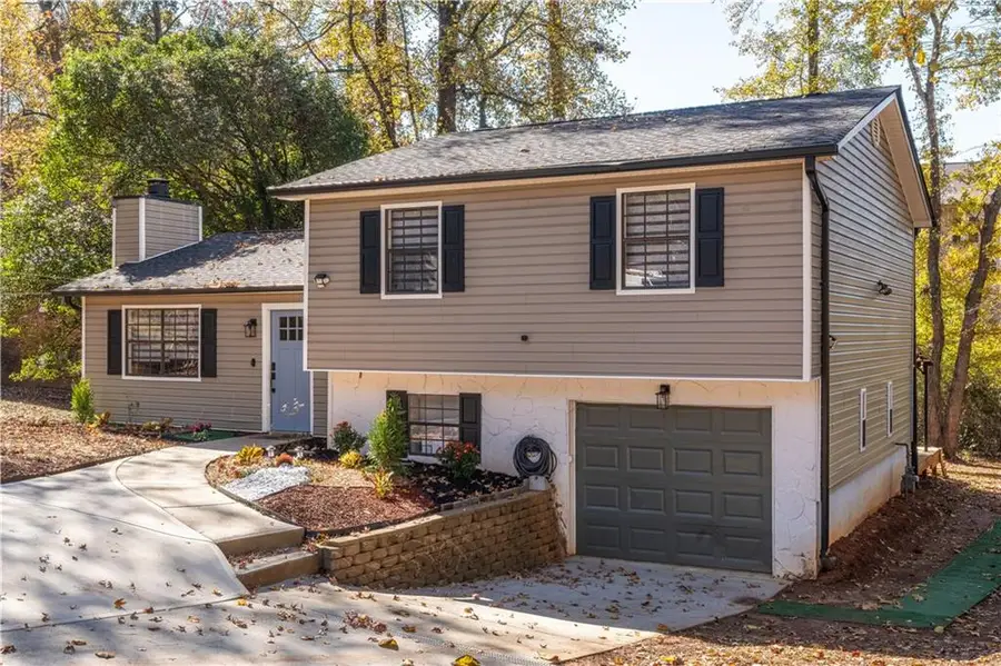 3316 Alcazar Drive Sw, Lilburn, GA 30047 - Image #2